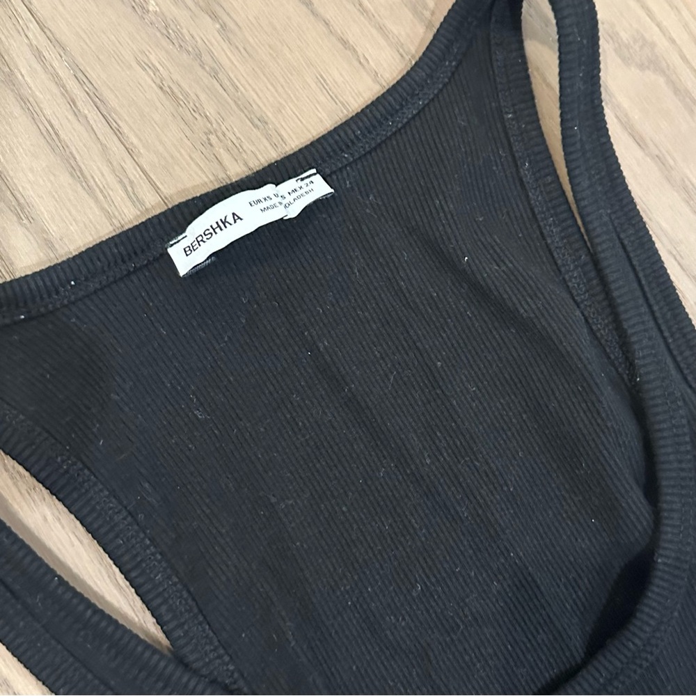 Bershka Ribbed Cotton Black Sleeveless Women's Tank Top - Picture 2 of 3